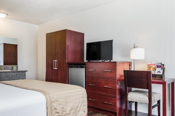 Kings Inn Anaheim at The Park & Convention Center image 11
